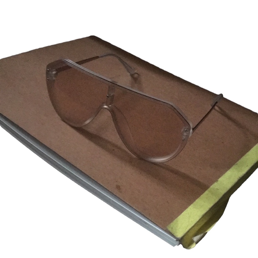 Fashionable glasses from Vegas